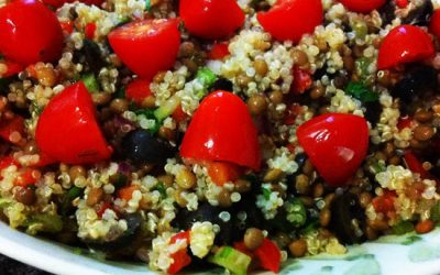 Ensalada Mediterránea de Quinoa Y Lenteja